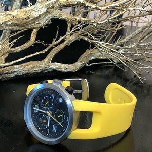 Watch for man ,Swiss made, active or classy look